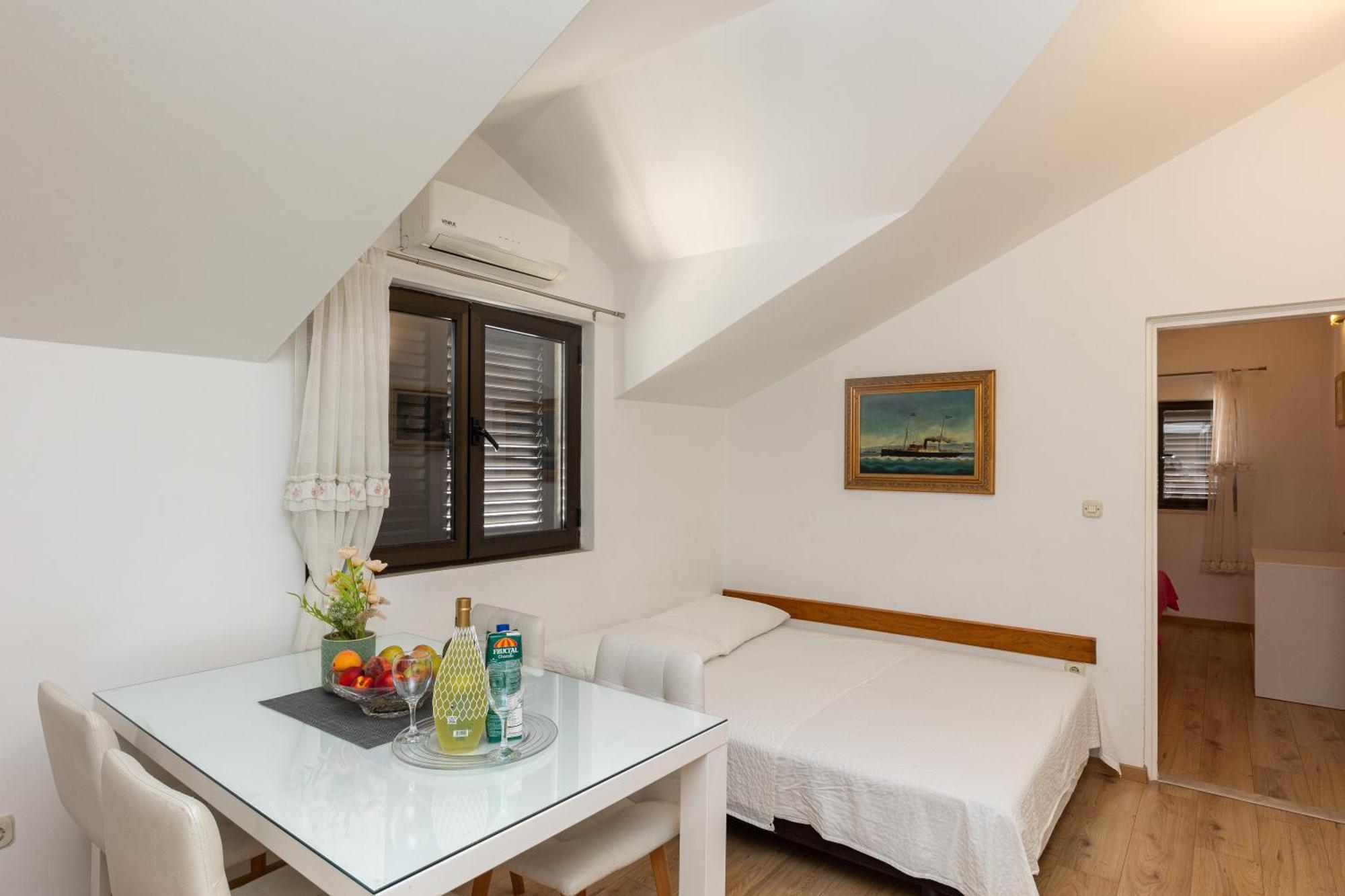 Kono Guest house